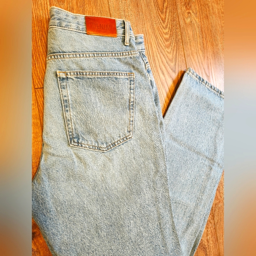 Light blue jeans
